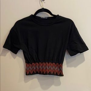 Zara Embroidered Short Sleeve T-shirt Size S